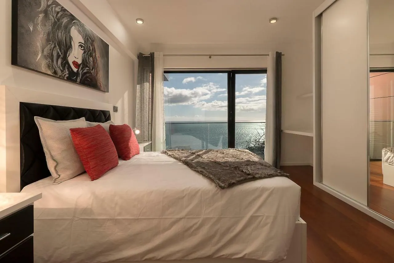 Villa Paradise - Modern And Sophisticated Funchal  0*, Funchal (Madeira) Portugal